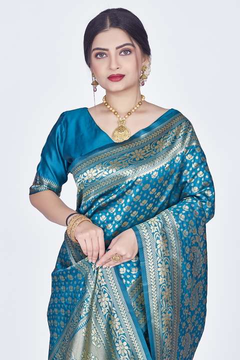 Harshita Gold Zari Banarasi Silk Collection With Blouse 